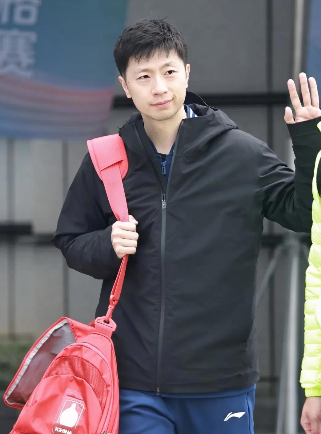 包含英国乒乓球队翻盘奥地利乒乓球队,马龙送出助攻的词条 包含英国乒乓球队翻盘奥地利乒乓球队,马龙送出助攻的词条