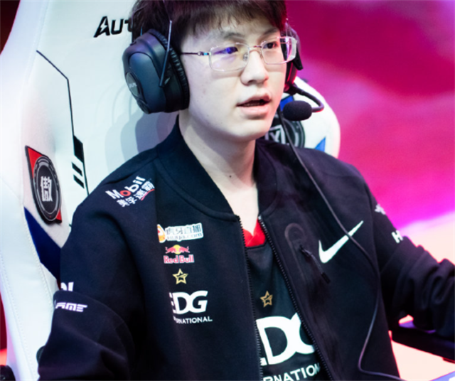 关于CLG碾压RGE,Meiko2打破历史纪录的信息 关于CLG碾压RGE,Meiko2打破历史纪录的信息