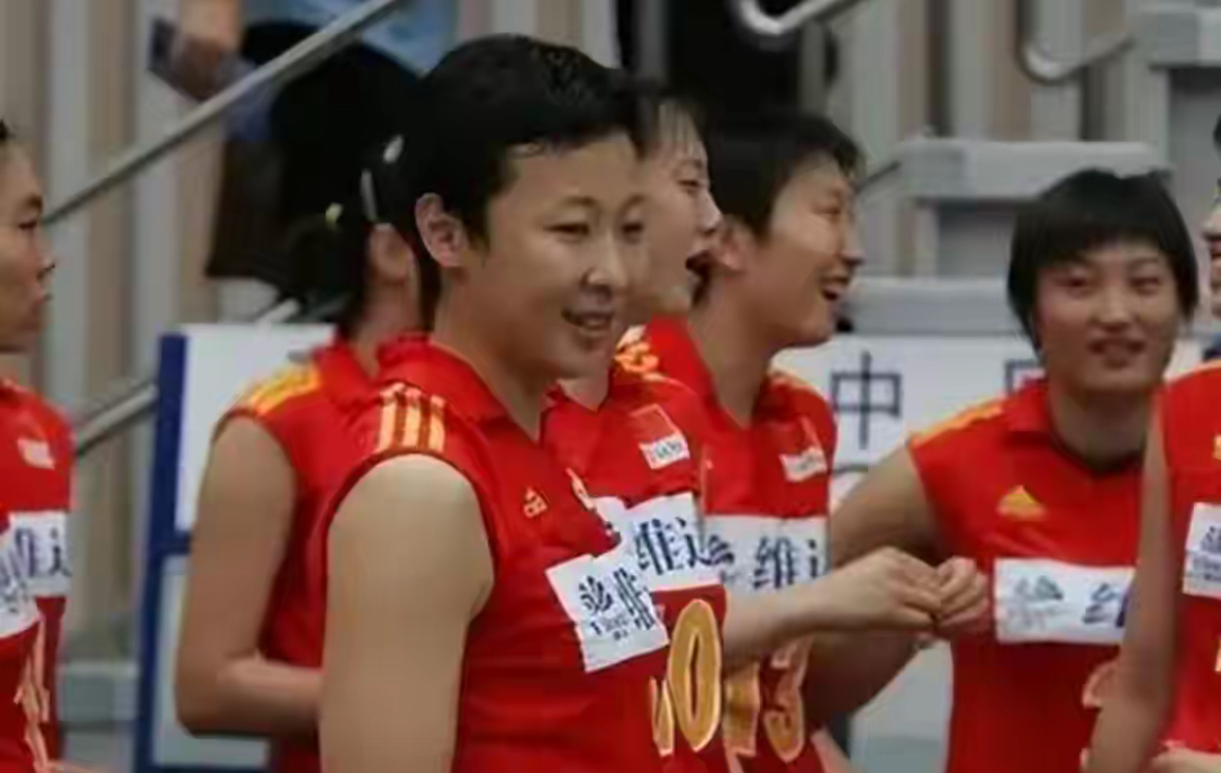 中国羽毛球队翻盘泰国羽毛球队，辛杜制霸全场的简单介绍