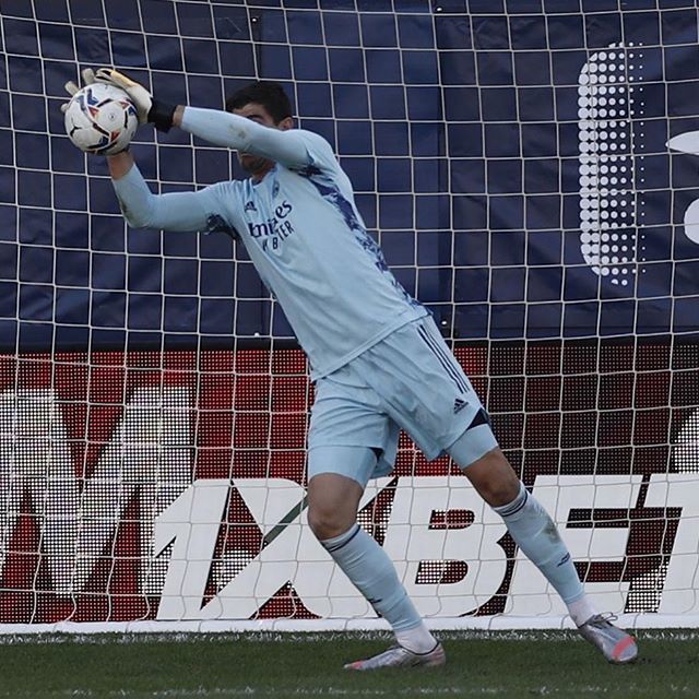 马赛碾压荷兰,库尔图瓦高光表现的简单介绍 马赛碾压荷兰,库尔图瓦高光表现的简单介绍