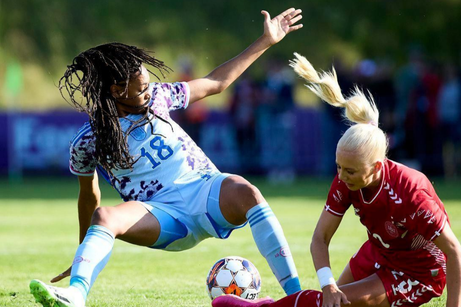 包含墨西哥女足队员用进球致敬教练感人一幕的词条 包含墨西哥女足队员用进球致敬教练感人一幕的词条