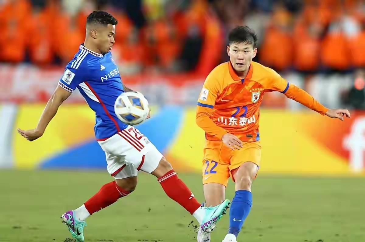 包含山东泰山战平东亚，保持不败战绩的词条