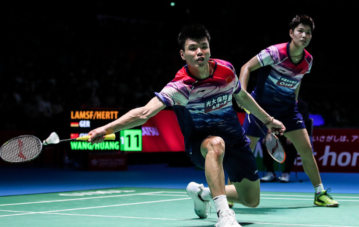 印尼队逆转印度队,黄鸭组合点燃赛场 印尼队逆转印度队,黄鸭组合点燃赛场