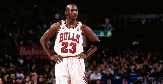 关于球员表现出色：得分王再现职业生涯巅峰的信息