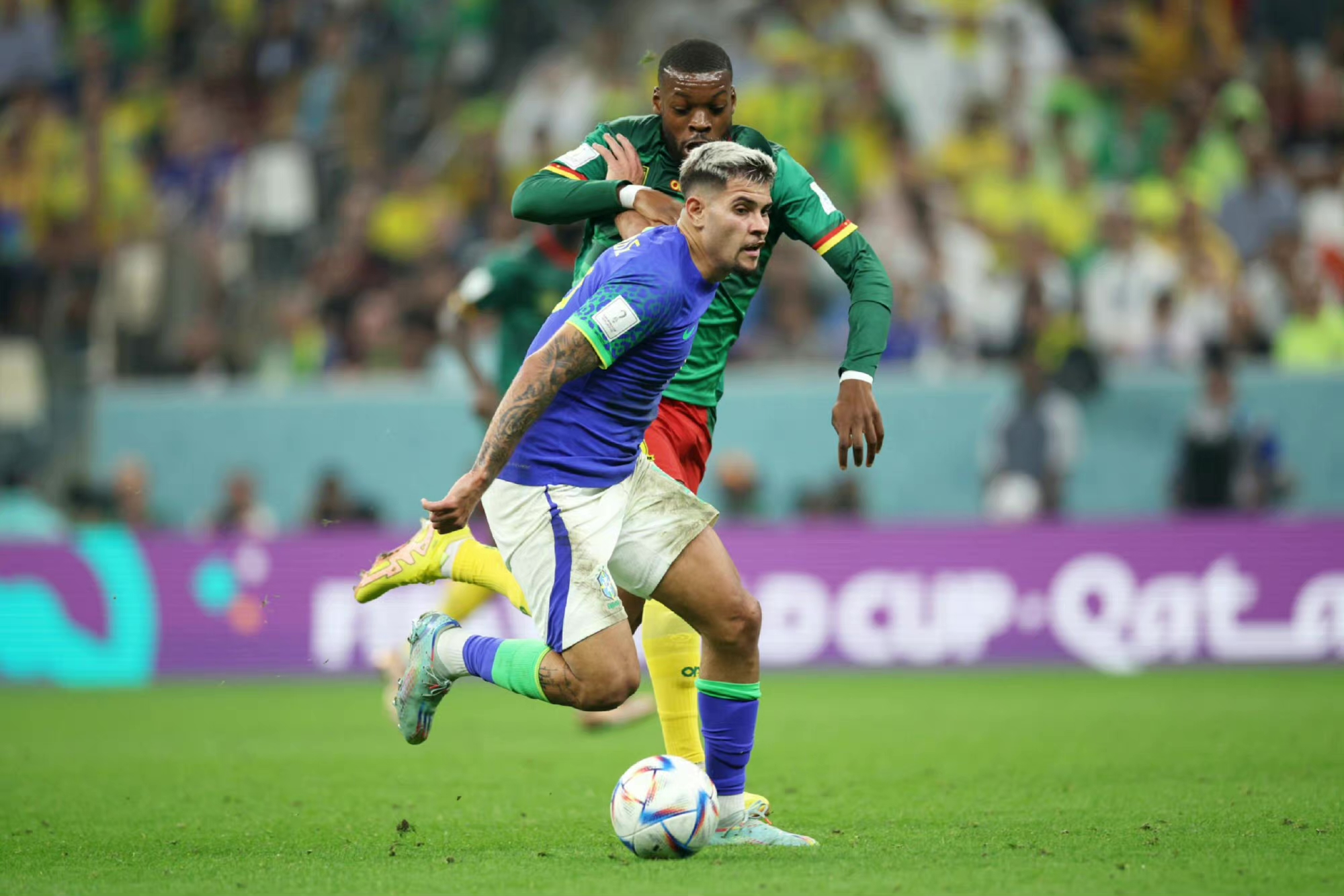 包含马赛力克阿根廷，马丁内利统治全场的词条