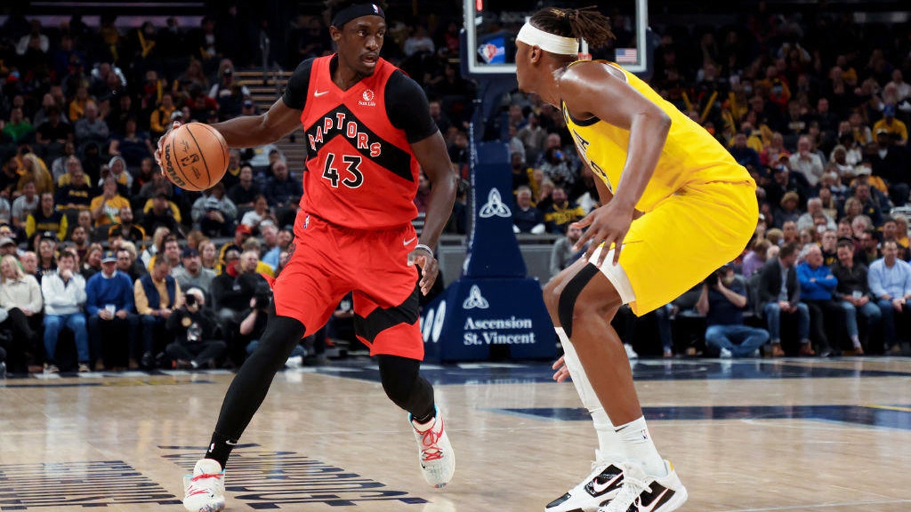 关于辽宁队轻取步行者，范弗利特统治全场的信息