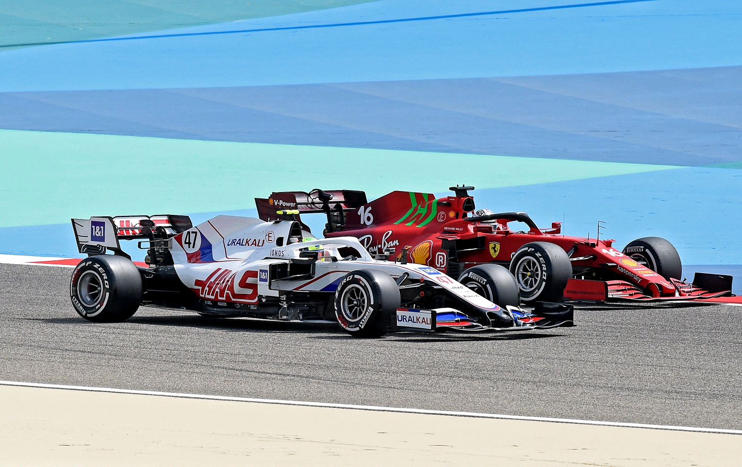 包含哈斯车队横扫雷诺车队,塞恩斯扛起全队的词条 包含哈斯车队横扫雷诺车队,塞恩斯扛起全队的词条