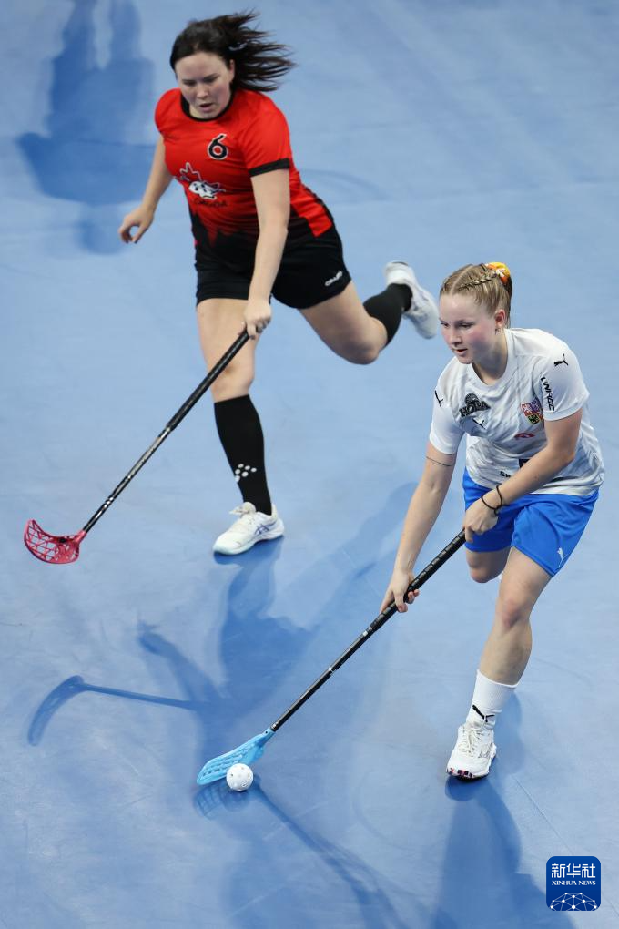 站在舞台中央！叙利亚女子曲棍球队追逐梦想，取得胜利的简单介绍