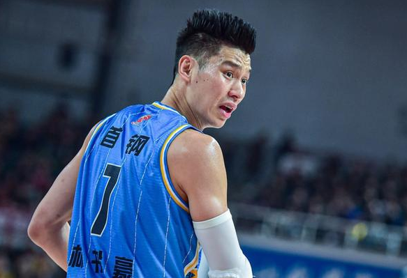 巴西男篮强势墨西哥男篮，汉密尔顿完成帽子戏法