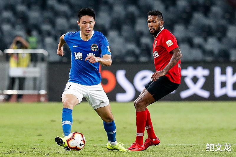 关于杜塞尔多夫选手集结备战新球季的信息