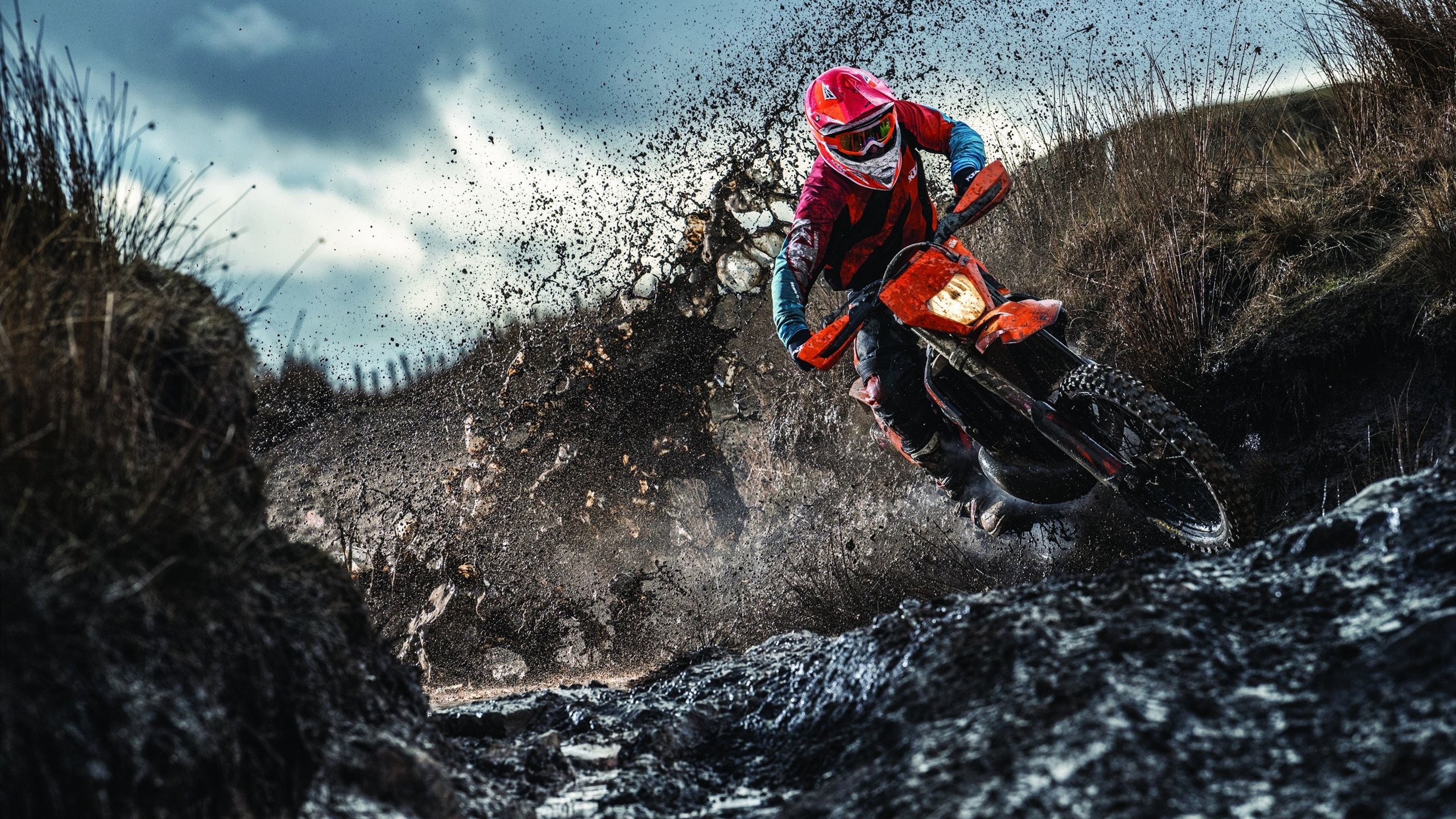 欧冠半决赛焦点战，伊拉克压哨绝杀那不勒斯，改写亚洲足球历史