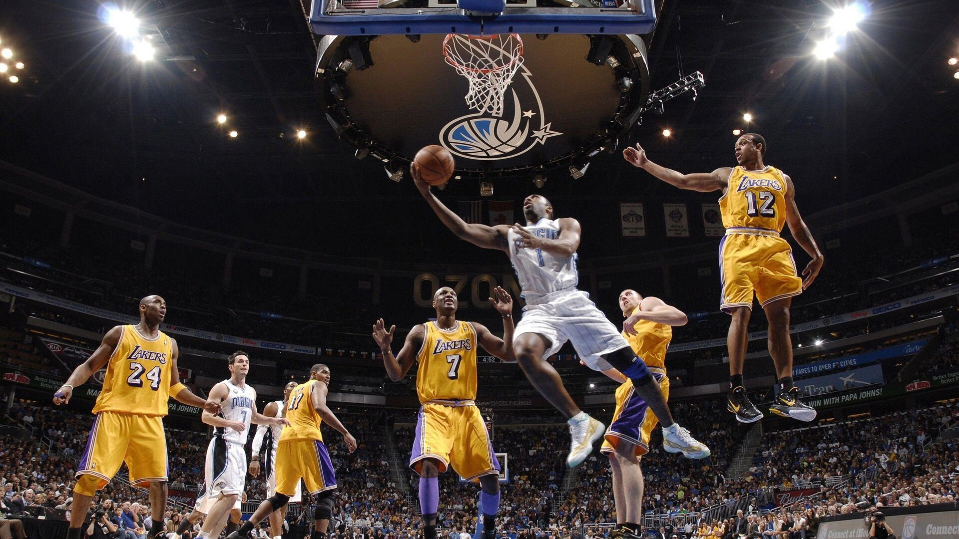 唯一性，在被定义的时代，他们定义了唯一—记NBA杯小组赛勇士终结火箭与詹姆斯的孤绝之夜